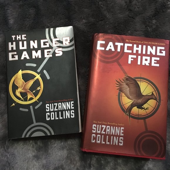 Hunger Games 1 & 2 Books - Picture 1 of 4